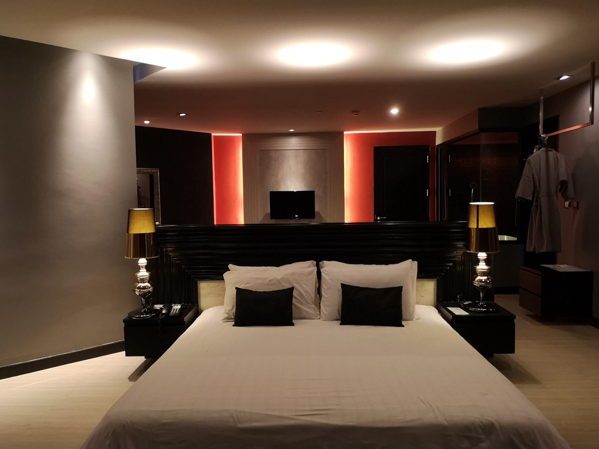 Hotel Tsix5 Quarter Pattaya Esterno foto