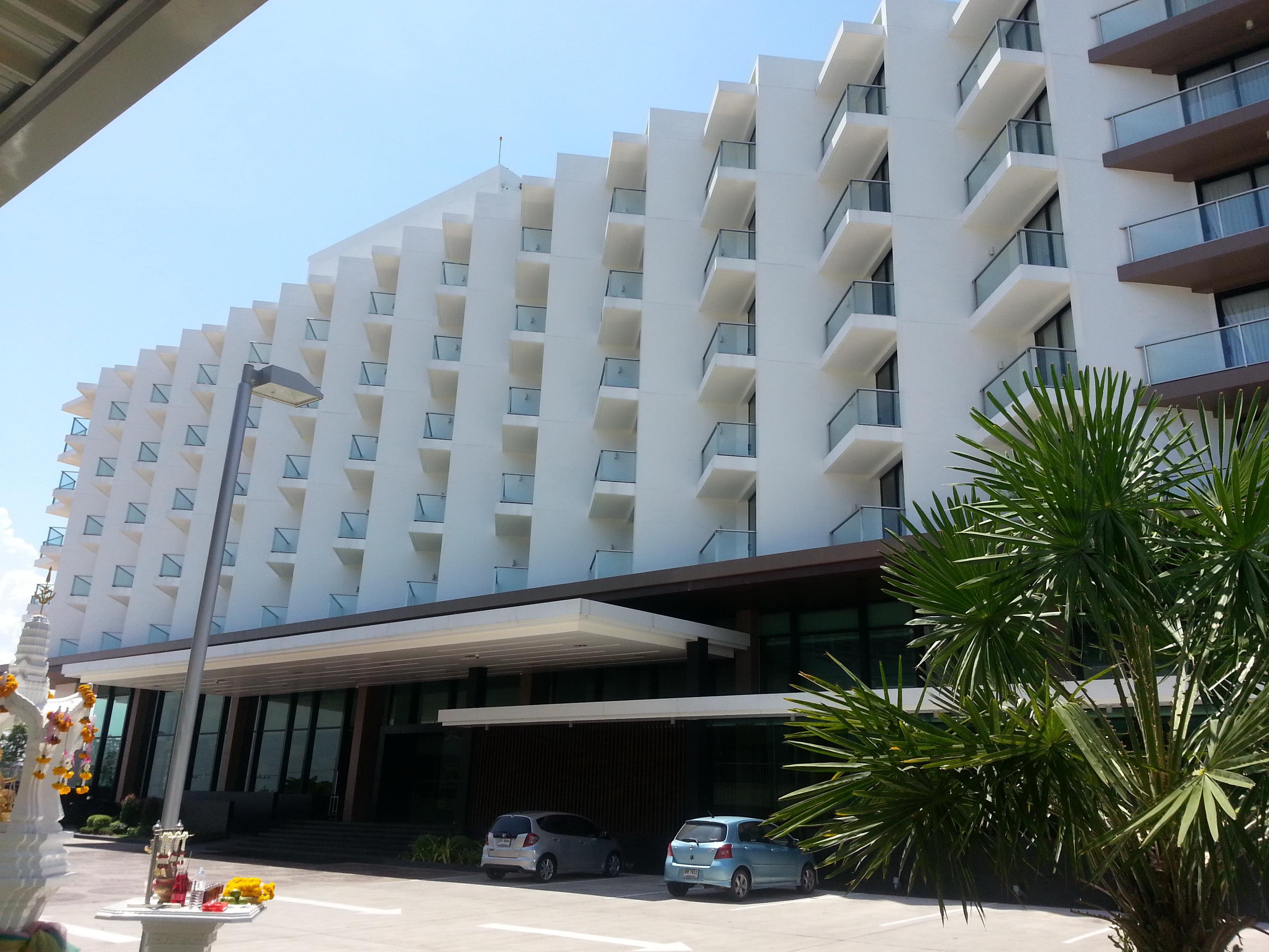 Hotel Tsix5 Quarter Pattaya Esterno foto