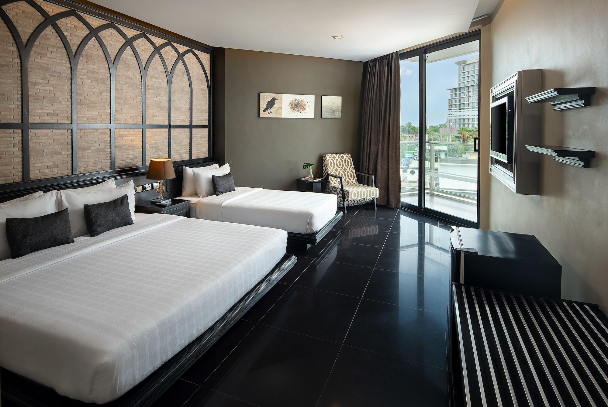 Hotel Tsix5 Quarter Pattaya Esterno foto
