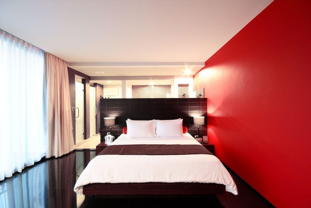 Hotel Tsix5 Quarter Pattaya Esterno foto